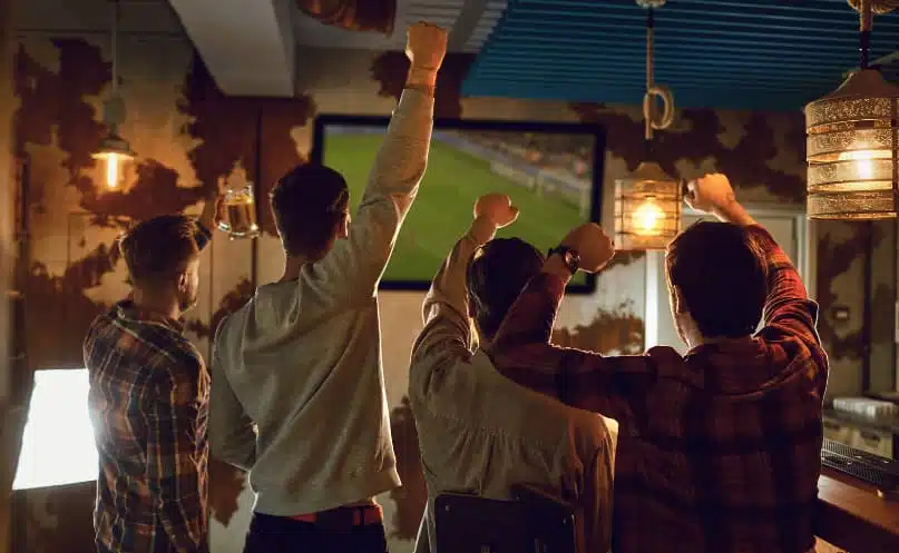 اشتراك قنوات بين